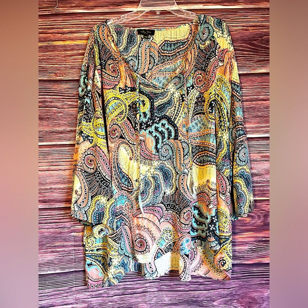 Melissa Paige Woman Multi-Colored Blouse. Size 1X.